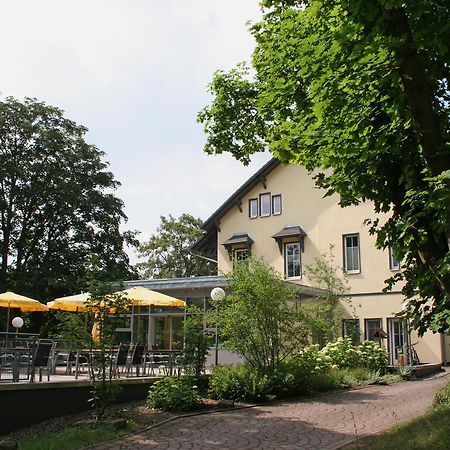 Dreibrunnen Gaestehaus Im Luisenpark Erfurt Exterior photo